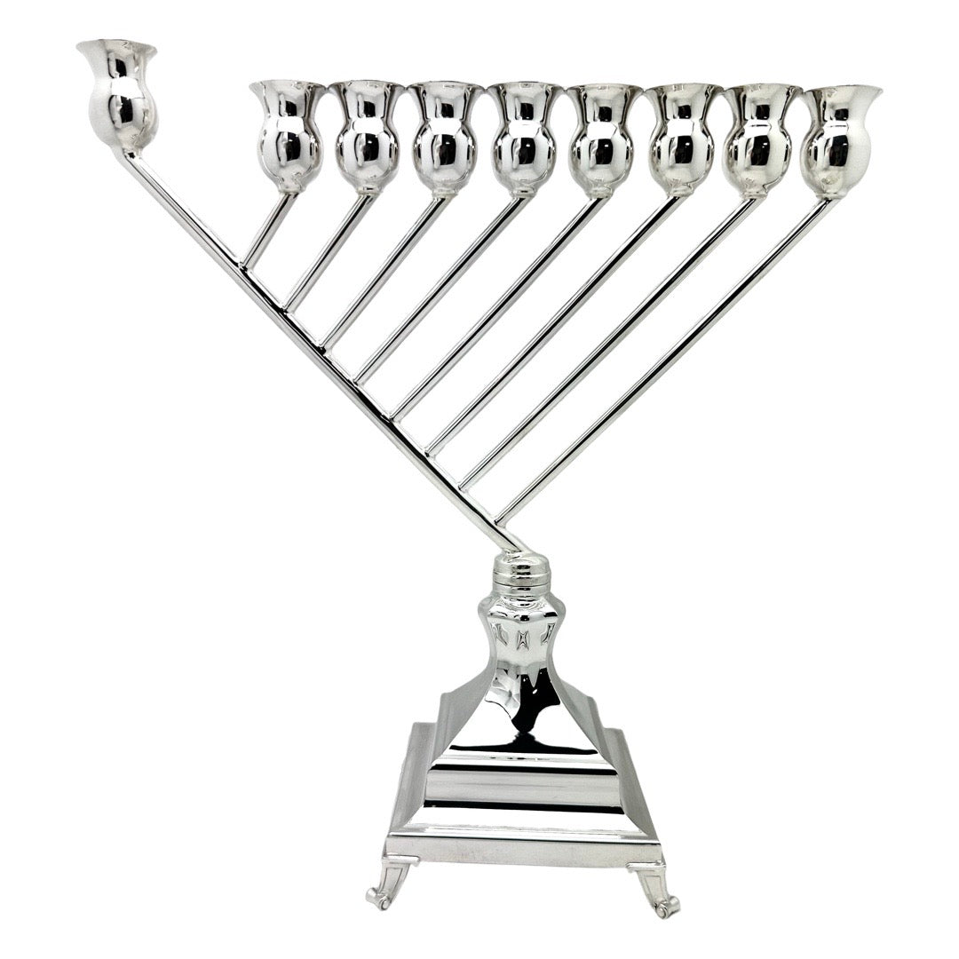 Kinor Menorah